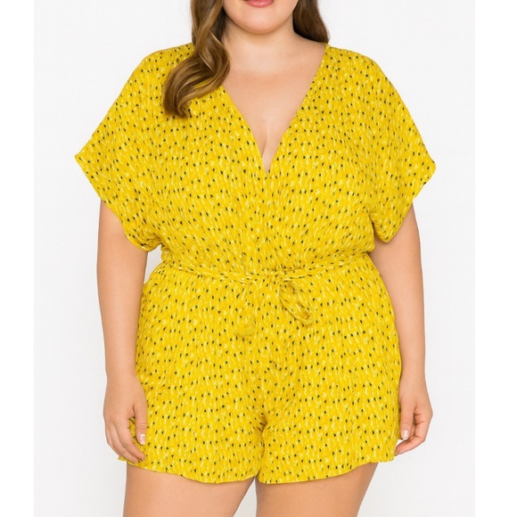 Bebop Yellow Confetti Colored Romper W/pockets SZ LG tie waist Spring/Summer - Picture 1 of 8